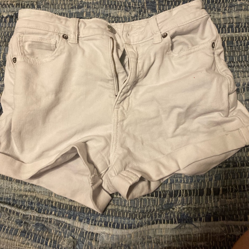 white jean shorts